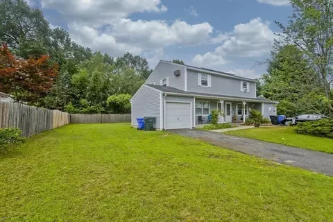 91 Glenmore St, Springfield, MA 01129 photo 25