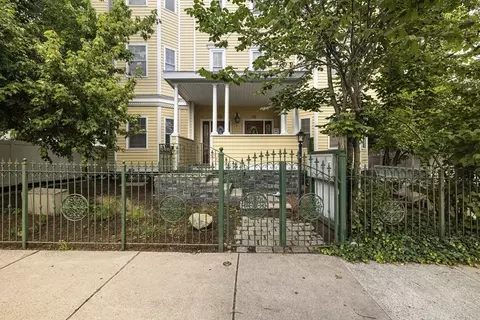 53 Corey St #3S, Everett, MA 02149 photo 3
