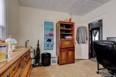 49 Elm St, Chicopee, MA 01013 photo 13
