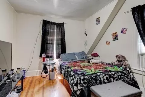 49 Elm St, Chicopee, MA 01013 photo 22