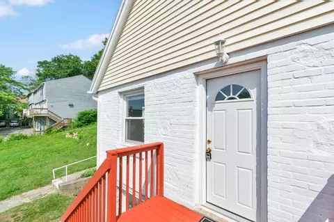 39 Chilmark St, Worcester, MA 01604 photo 4