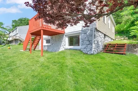 39 Chilmark St, Worcester, MA 01604 photo 7