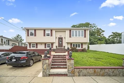 44 Judson St, Fall River, MA 02721 photo 2
