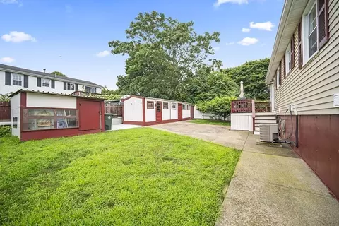 44 Judson St, Fall River, MA 02721 photo 4