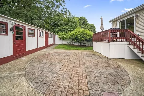 44 Judson St, Fall River, MA 02721 photo 5