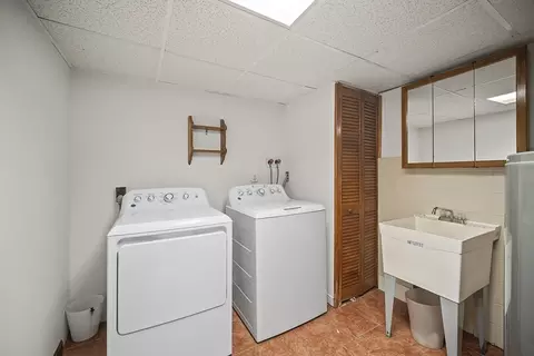 44 Judson St, Fall River, MA 02721 photo 31