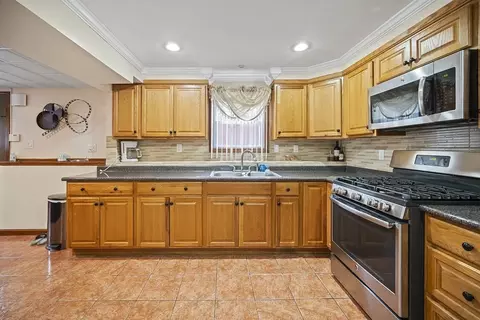 44 Judson St, Fall River, MA 02721 photo 23
