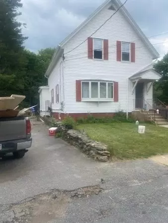 15 Rock St, Gardner, MA 01440