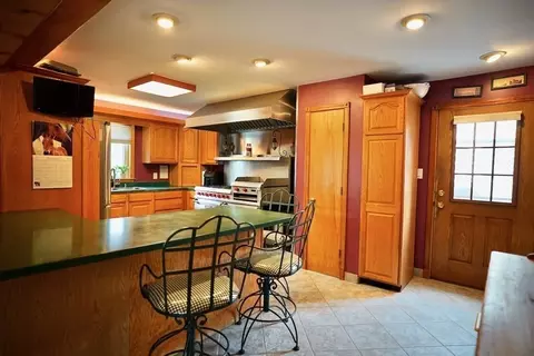 10 Fowler St, Danvers, MA 01923 photo 5