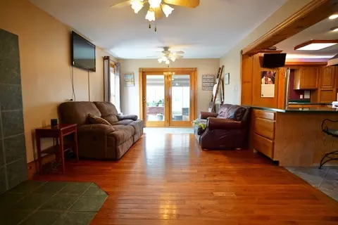 10 Fowler St, Danvers, MA 01923 photo 4