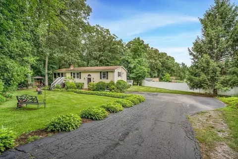 3 Stratton Rd # -A, Hudson, MA 01749 photo 4
