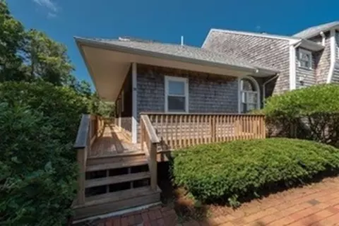 24 Harbor Hill Dr #24, Bourne, MA 02532
