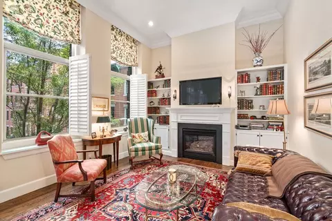20 Tileston St #2M, Boston, MA 02113