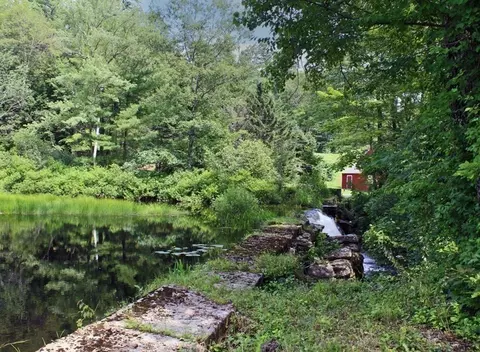 109 North St, Erving, MA 01344 photo 35