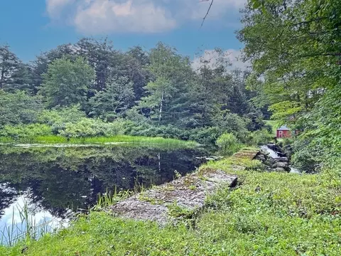 109 North St, Erving, MA 01344 photo 34