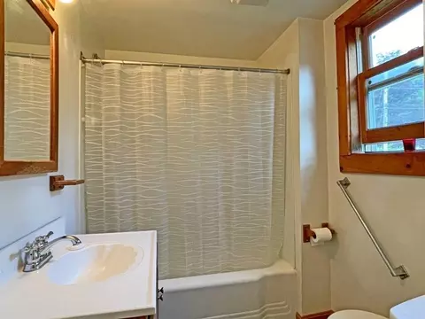 109 North St, Erving, MA 01344 photo 20