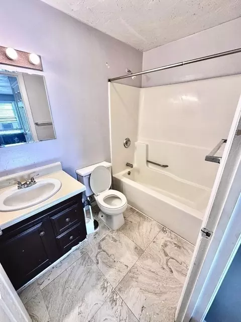 5 E Kendall St #2H, Worcester, MA 01605 photo 15