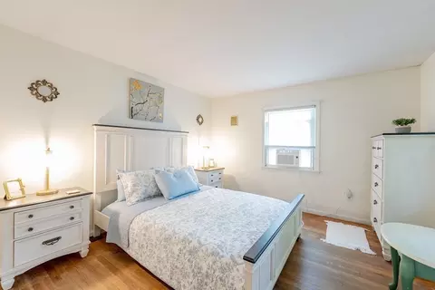52 Embassy Rd, Springfield, MA 01119 photo 22