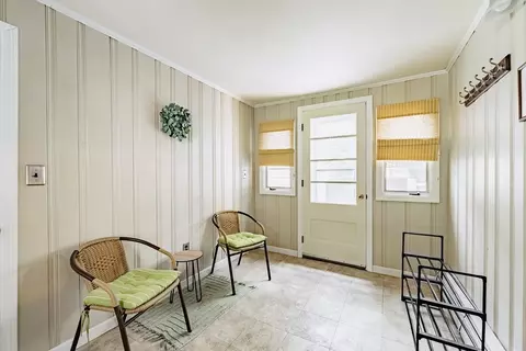 52 Embassy Rd, Springfield, MA 01119 photo 9