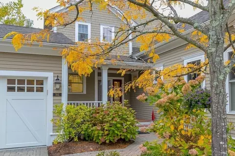 56 Seven Spgs #E, Burlington, MA 01803