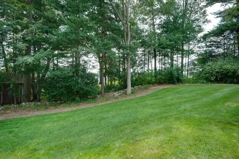 7 Pine Hill Dr, Walpole, MA 02081 photo 4
