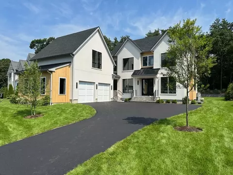 26 Ardmore Rd, Needham, MA 02494