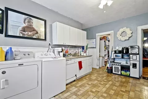 2 View St, Worcester, MA 01610 photo 16