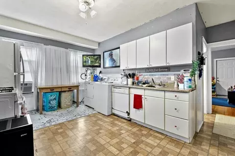 2 View St, Worcester, MA 01610 photo 14