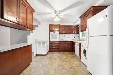 23 Edith Rd, Framingham, MA 01701 photo 4