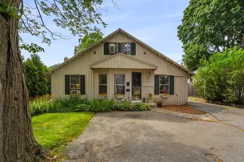3 Ruby Ter, Marblehead, MA 01945