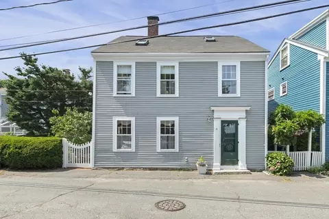 21 Mechanic St, Marblehead, MA 01945