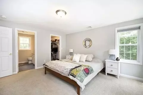 4 Johns Ln, Bourne, MA 02532 photo 9