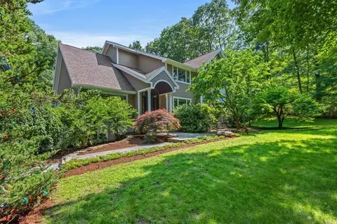 22 Nelson St, Georgetown, MA 01833