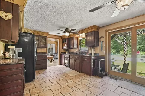 81 Beaver Lake Rd, Ware, MA 01082 photo 5