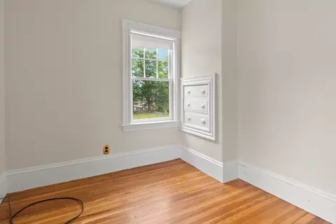 12 Pratt St, Reading, MA 01867 photo 16