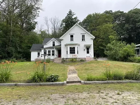132 Center St, Ashburnham, MA 01430