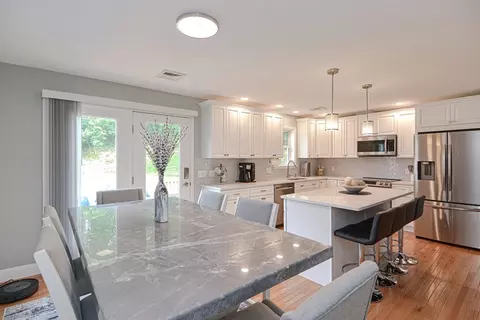316 Leicester St, Auburn, MA 01501