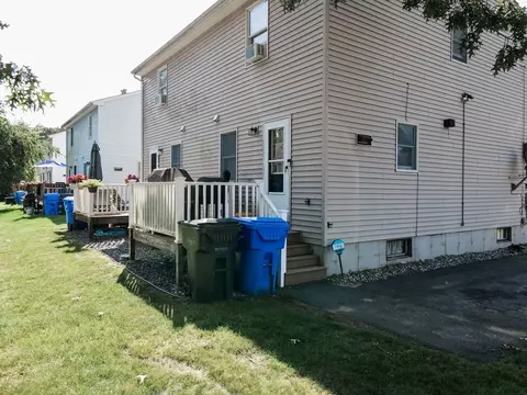 22-24 Radner St, Springfield, MA 01129 photo 9