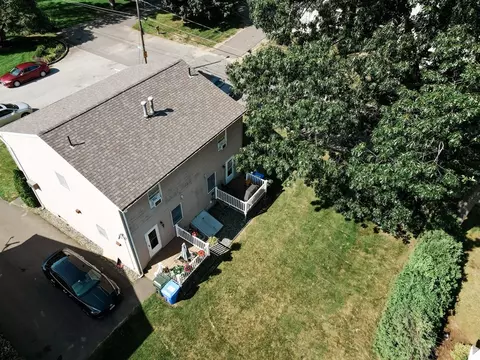 22-24 Radner St, Springfield, MA 01129 photo 8