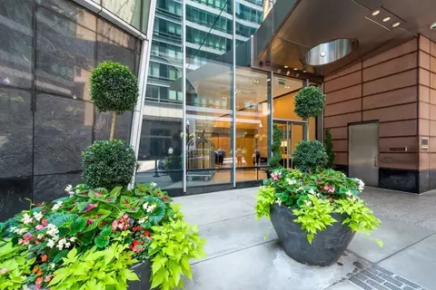 2 Avery St #27F, Boston, MA 02111
