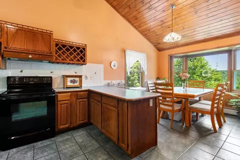 22 Greenwich Plains Rd, Ware, MA 01082 photo 9