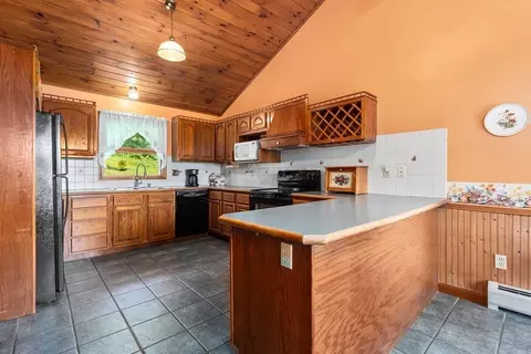 22 Greenwich Plains Rd, Ware, MA 01082 photo 4