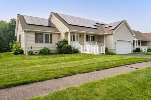 27 Lazy D Dr #27, Easthampton, MA 01027