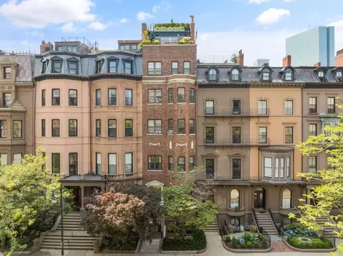 125 Beacon St #9, Boston, MA 02116
