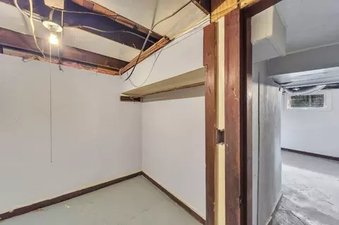 101 Phoenix Ter, Springfield, MA 01104 photo 37
