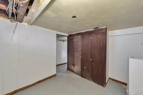 101 Phoenix Ter, Springfield, MA 01104 photo 35
