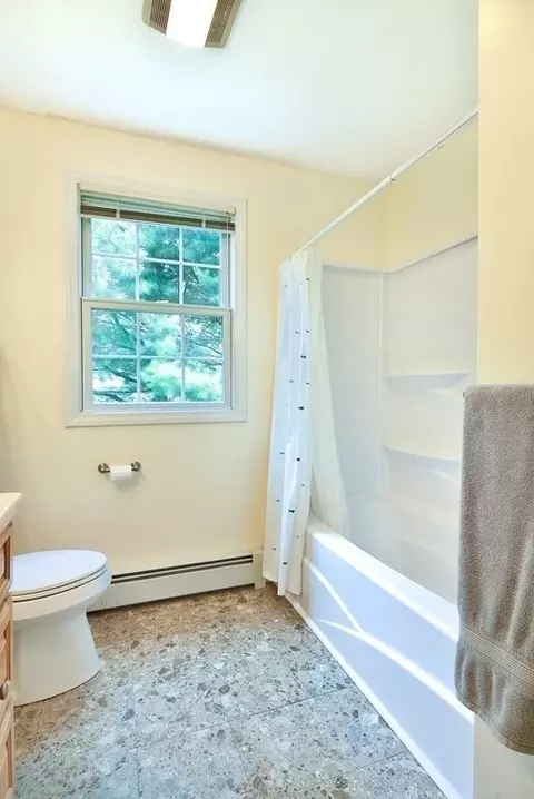 30 Onset St, Worcester, MA 01604 photo 18