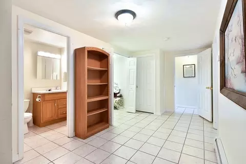 30 Onset St, Worcester, MA 01604 photo 23
