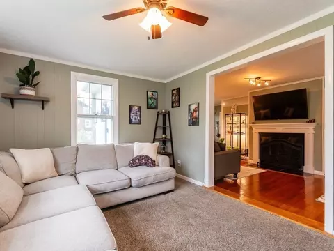 863 School St, Webster, MA 01570 photo 5
