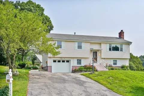 23 Jayson Rd, Methuen, MA 01844